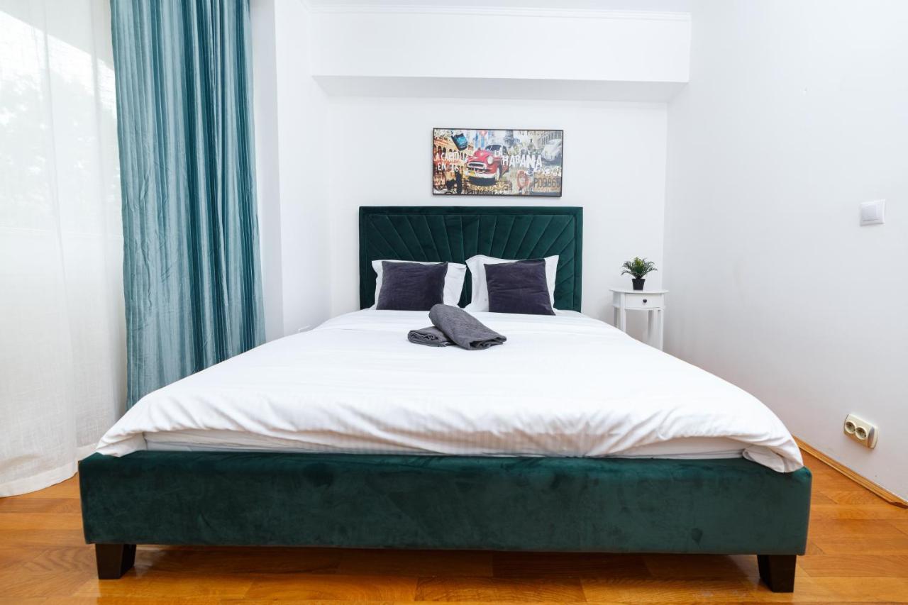 Color Apartments Unirii 14 Blv ブカレスト エクステリア 写真